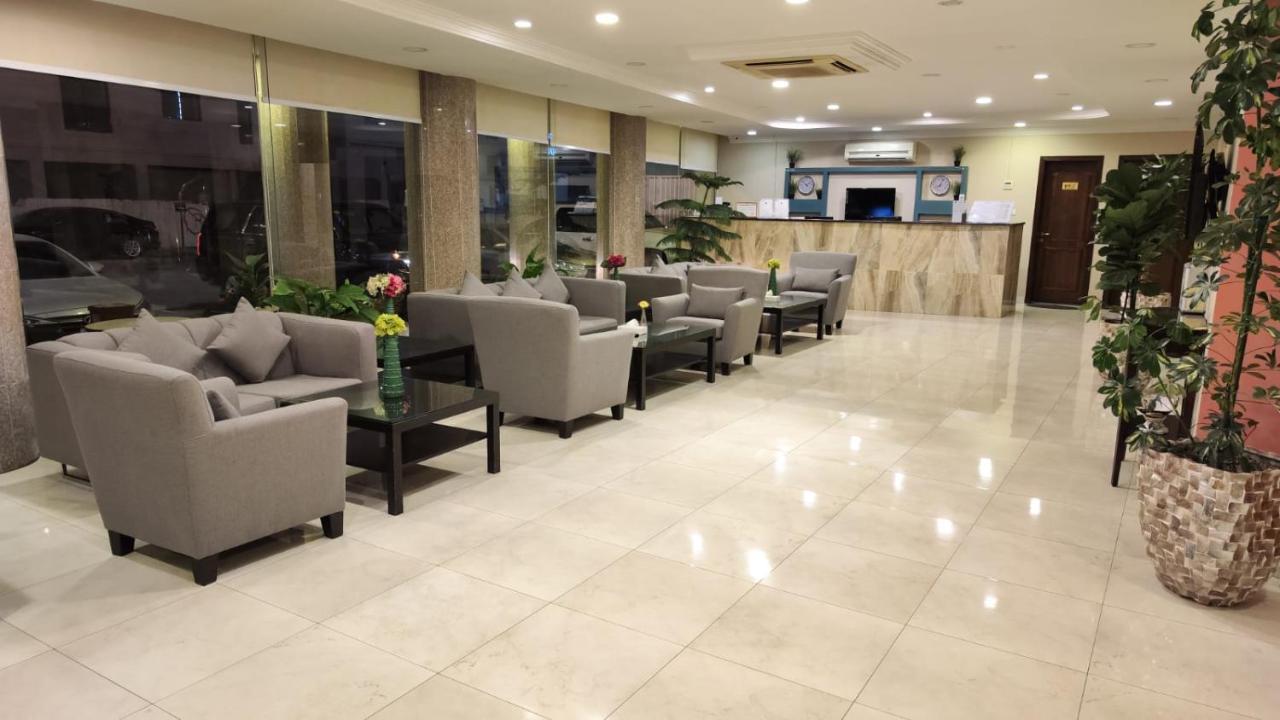 Plaza Home 阿可贺巴 外观 照片